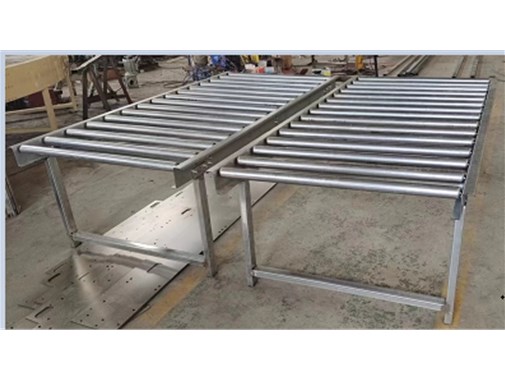 無(wú)動(dòng)力滾筒輸送機(jī)完工發(fā)貨，發(fā)往河北鼎元無(wú)紡制品有限公司